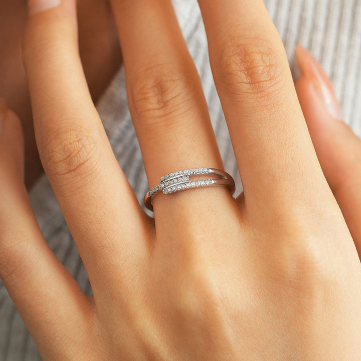 Elara | S925 Sterling Silver Asymmetrical Band Ring