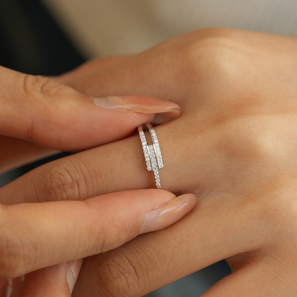 Elara | S925 Sterling Silver Asymmetrical Band Ring